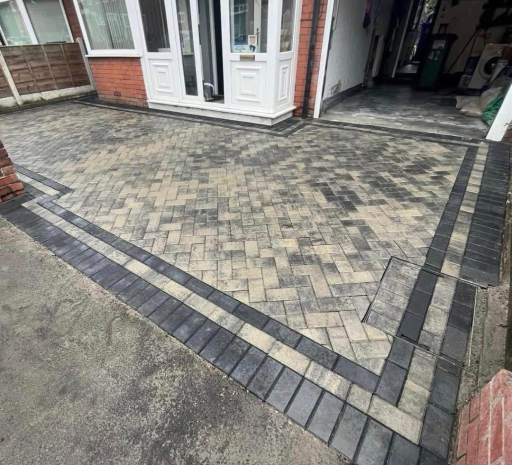 Block Paving Company Winsford 1 Medium