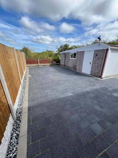 Block Paving Company Winsford 26 Medium