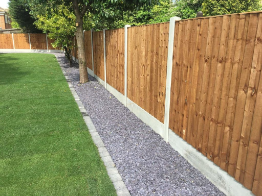 Fencing Company Winsford Medium